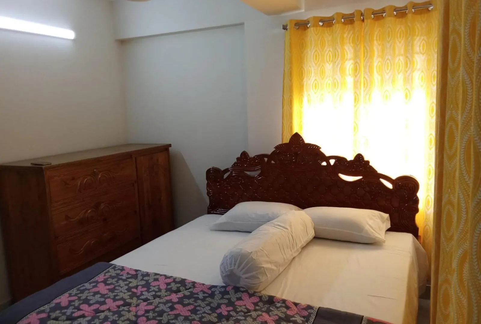 Baridhara Sweet Home 다카 3*,